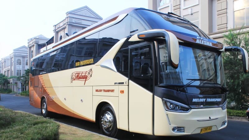 Keuntungan Sewa Bus di Melody Transport
