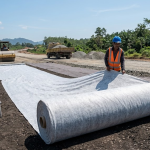 Geotextile non woven untuk sistem drainase proyek konstruksi jalan