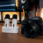 Setup peralatan audio kreator profesional menggunakan microphone mahal terbaik